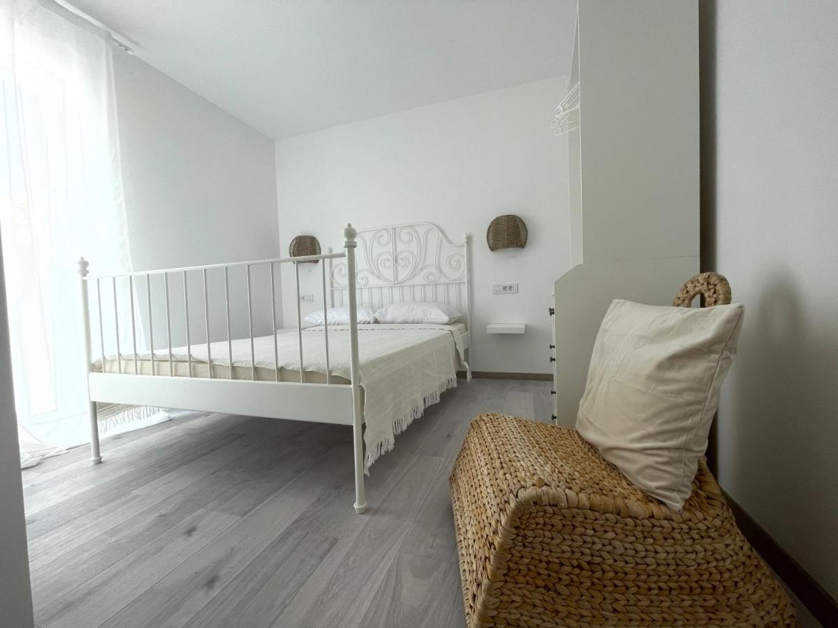 Vila Regina Apartment Paloma With Swimming Pool Jezera Zewnętrze zdjęcie