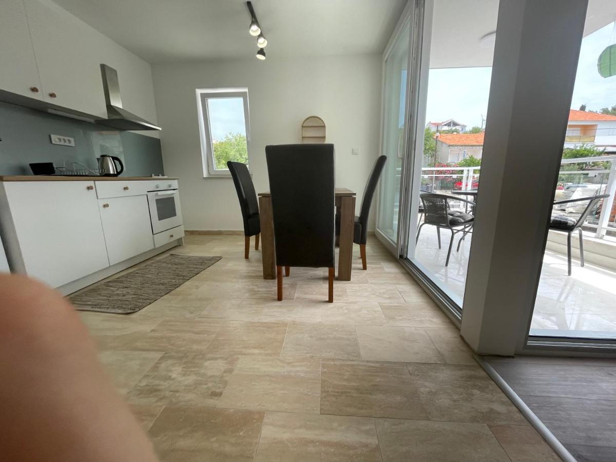 Vila Regina Apartment Paloma With Swimming Pool Jezera Zewnętrze zdjęcie
