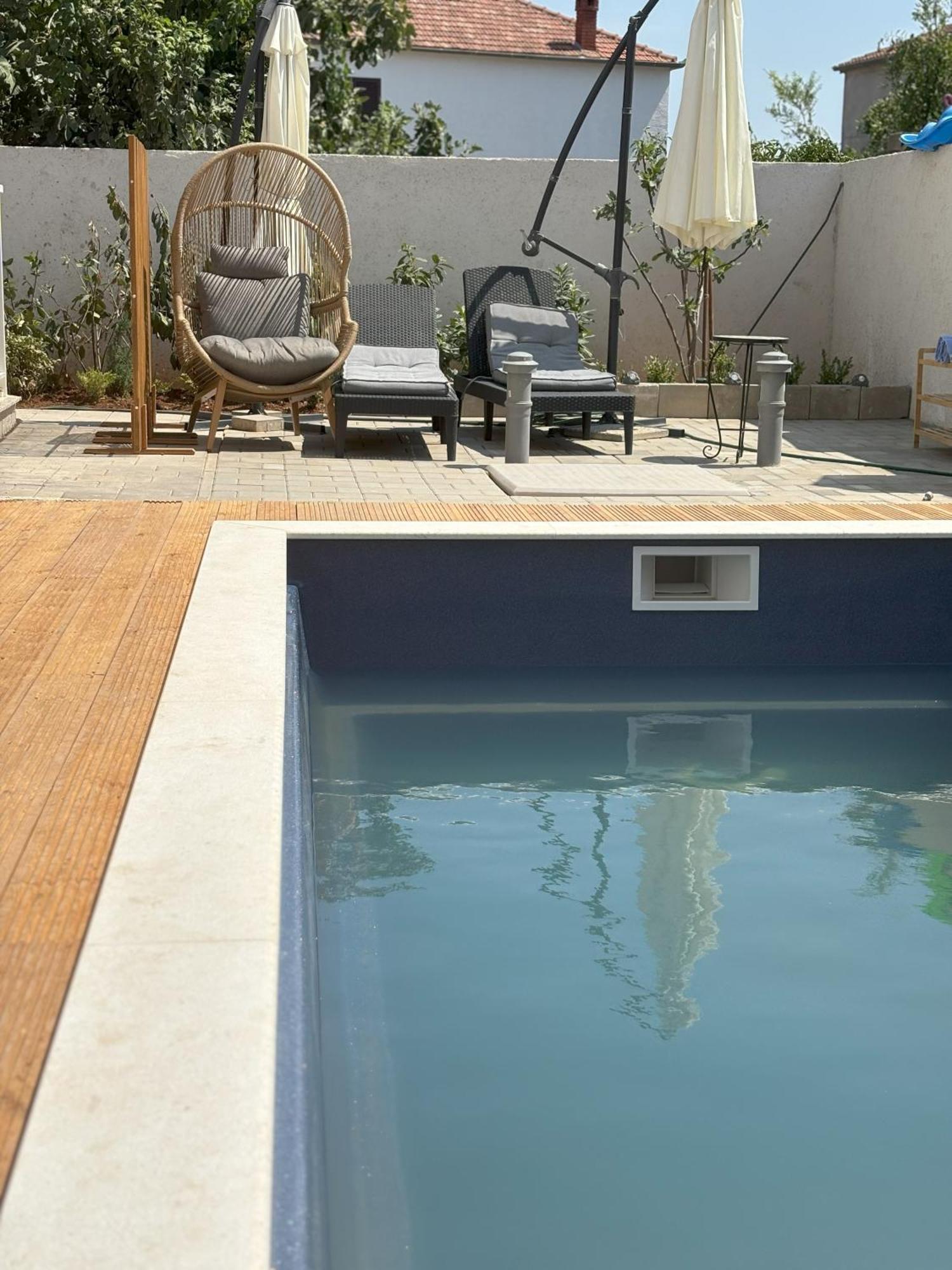 Vila Regina Apartment Paloma With Swimming Pool Jezera Zewnętrze zdjęcie